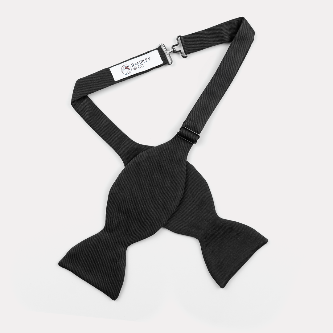 Classic_Grosgain_Bow_Tie_Detai