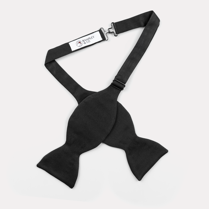Classic_Grosgain_Bow_Tie_Detai